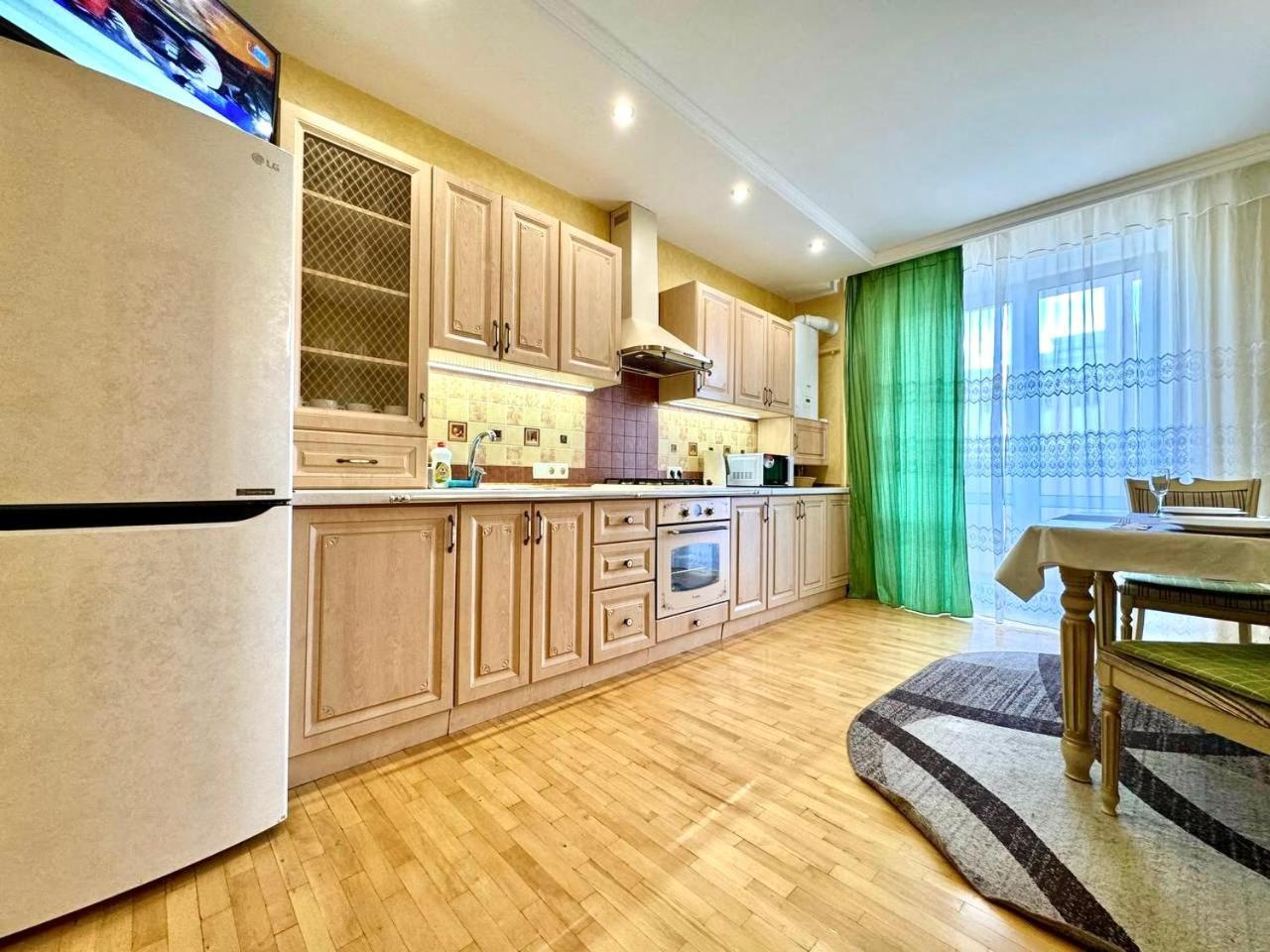 Apartpoltava Вишукані Просторі Апартаменти, Аграрний Університет, Звітна Документація Экстерьер фото