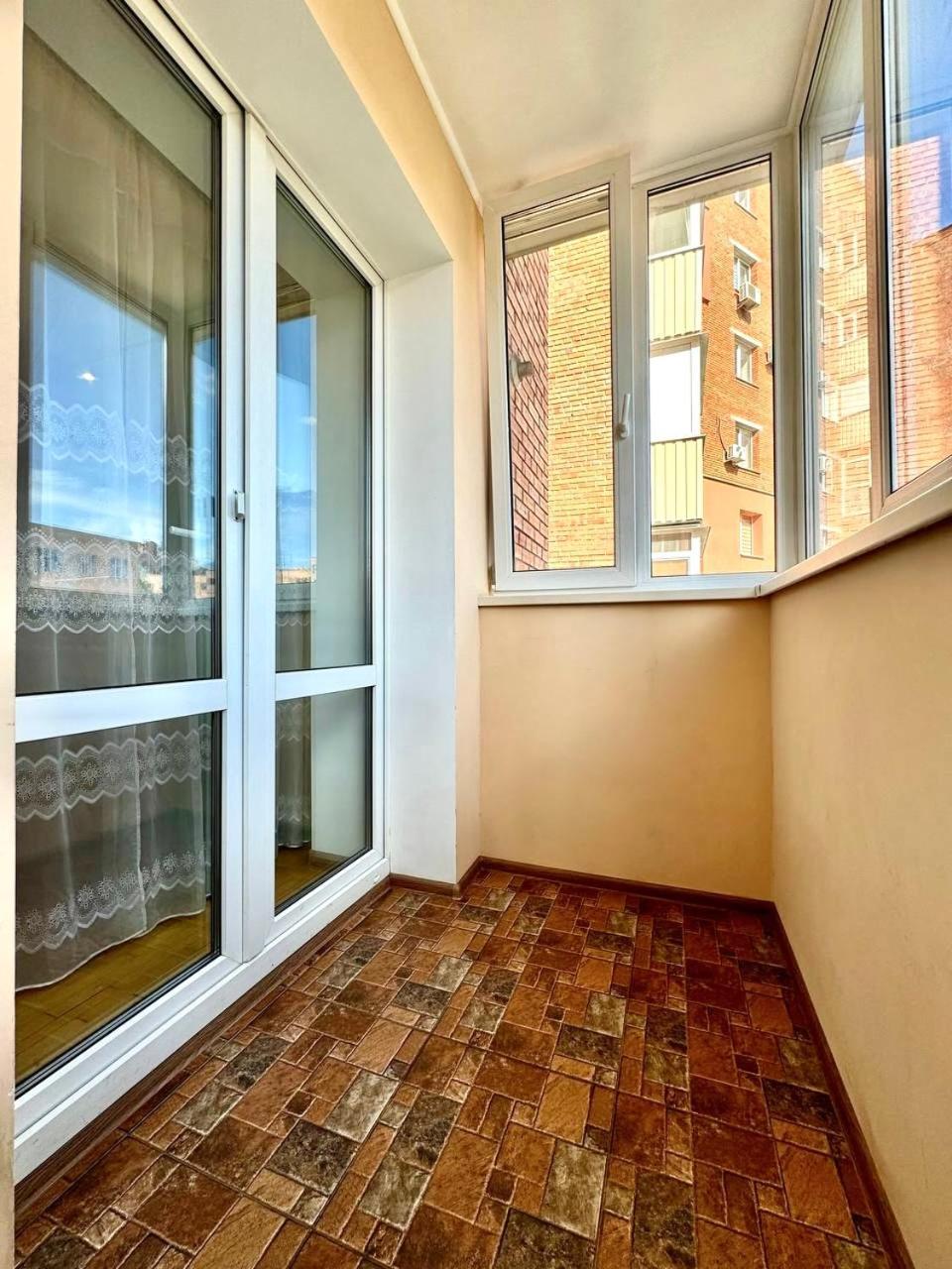 Apartpoltava Вишукані Просторі Апартаменти, Аграрний Університет, Звітна Документація Экстерьер фото