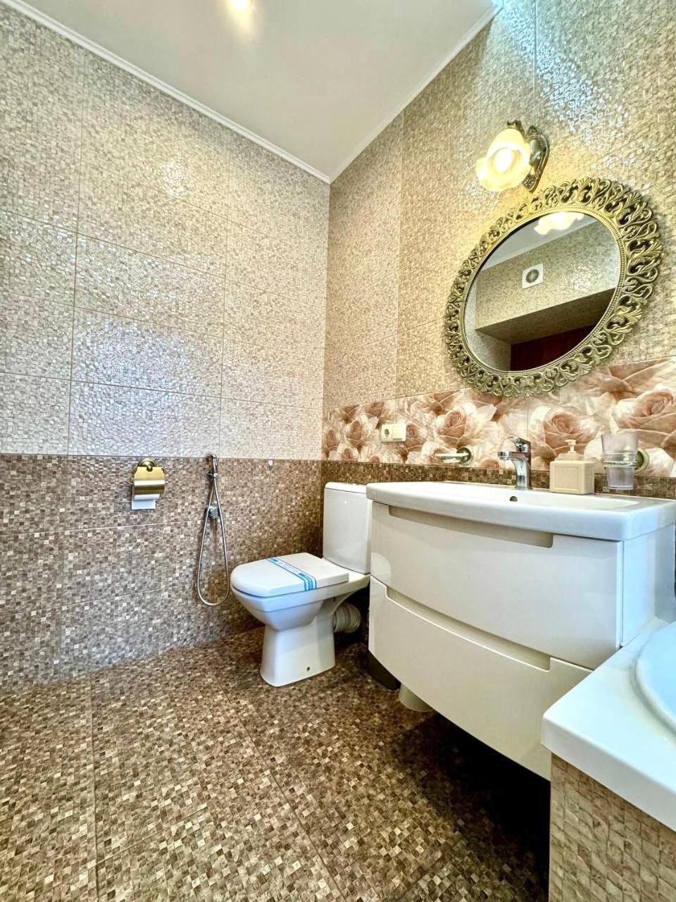 Apartpoltava Вишукані Просторі Апартаменти, Аграрний Університет, Звітна Документація Экстерьер фото