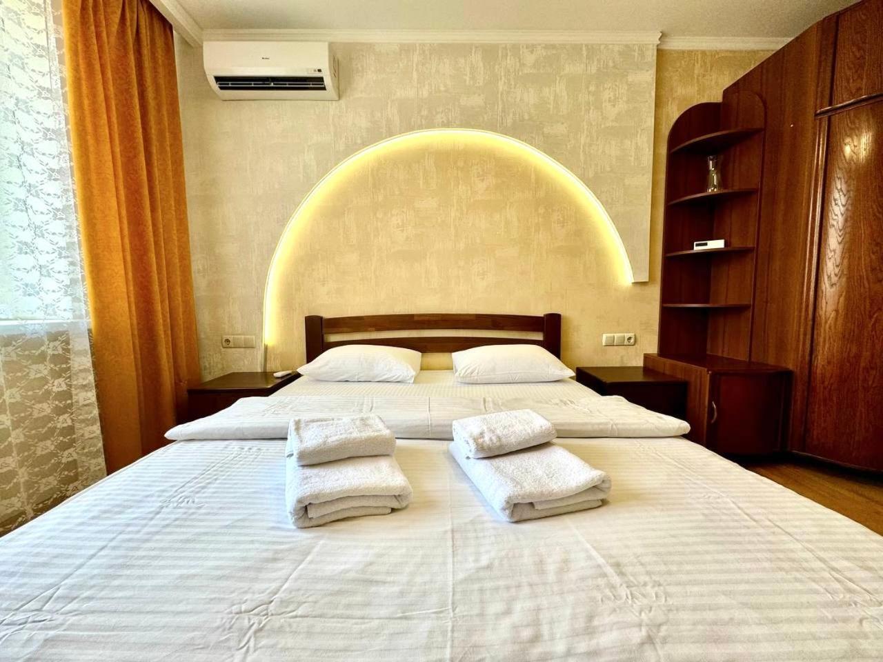 Apartpoltava Вишукані Просторі Апартаменти, Аграрний Університет, Звітна Документація Экстерьер фото
